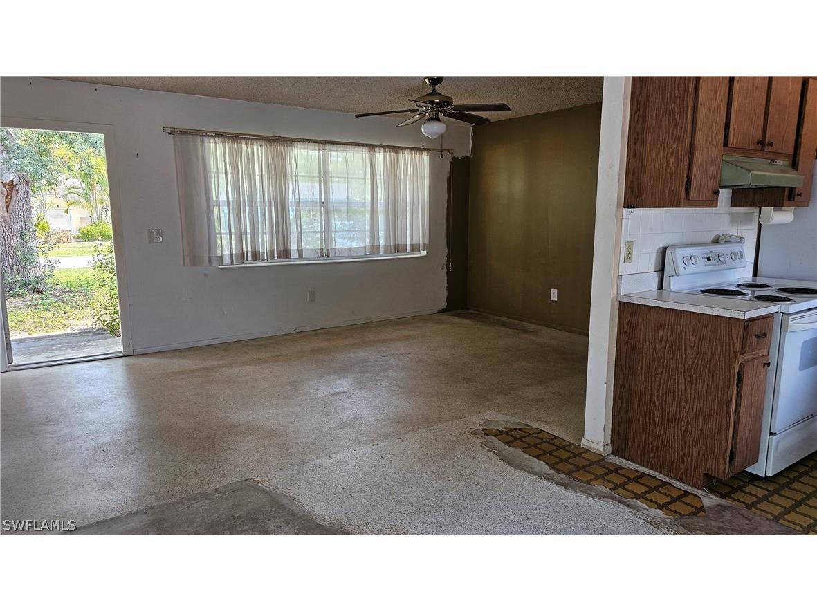 3088 Poinciana Drive Naples FL 34105 224033682 image4