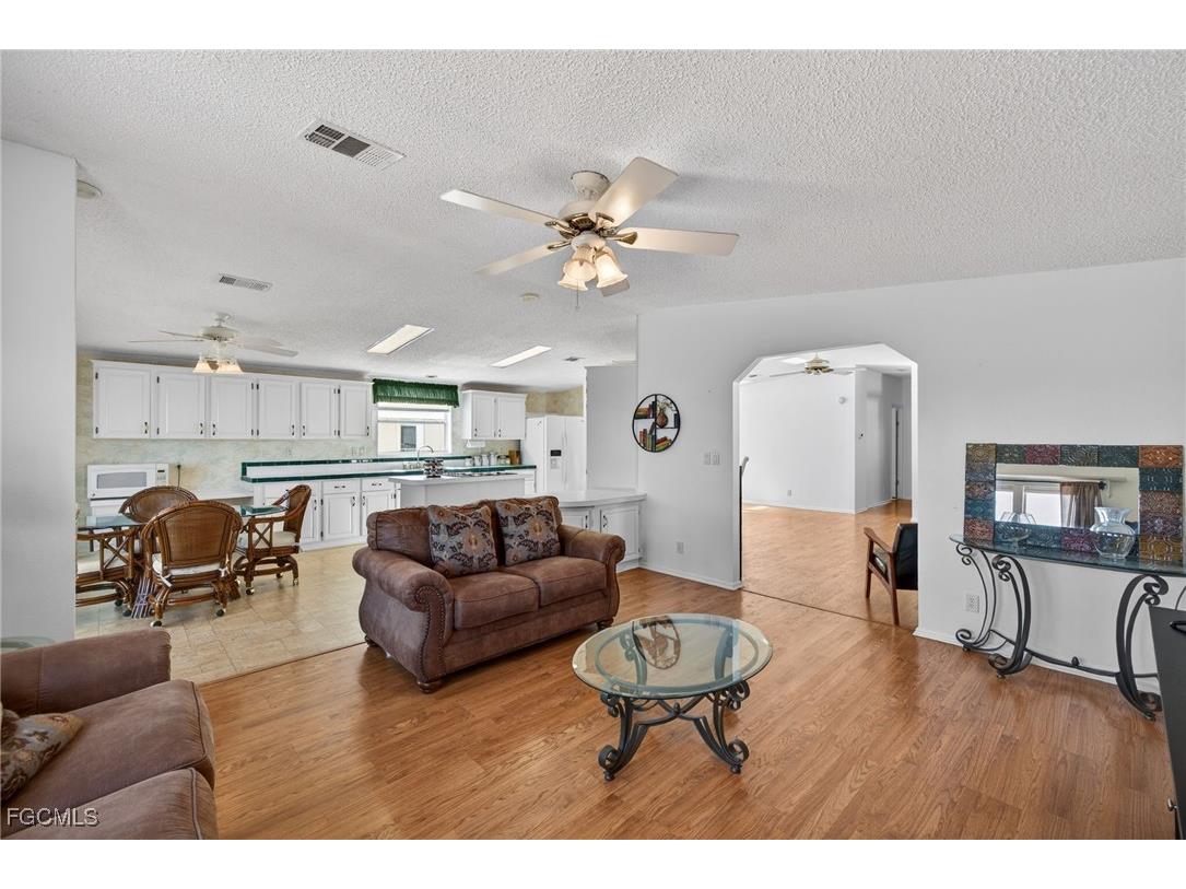 3088 Skipper Lane Saint James City FL 33956 2026002960 image16