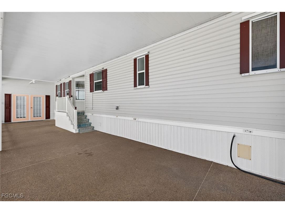 3088 Skipper Lane Saint James City FL 33956 2026002960 image35