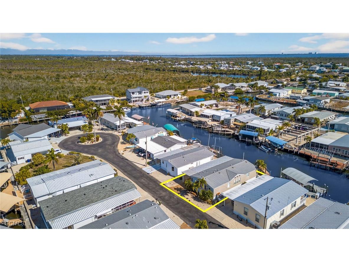 3088 Skipper Lane Saint James City FL 33956 2026002960 image39