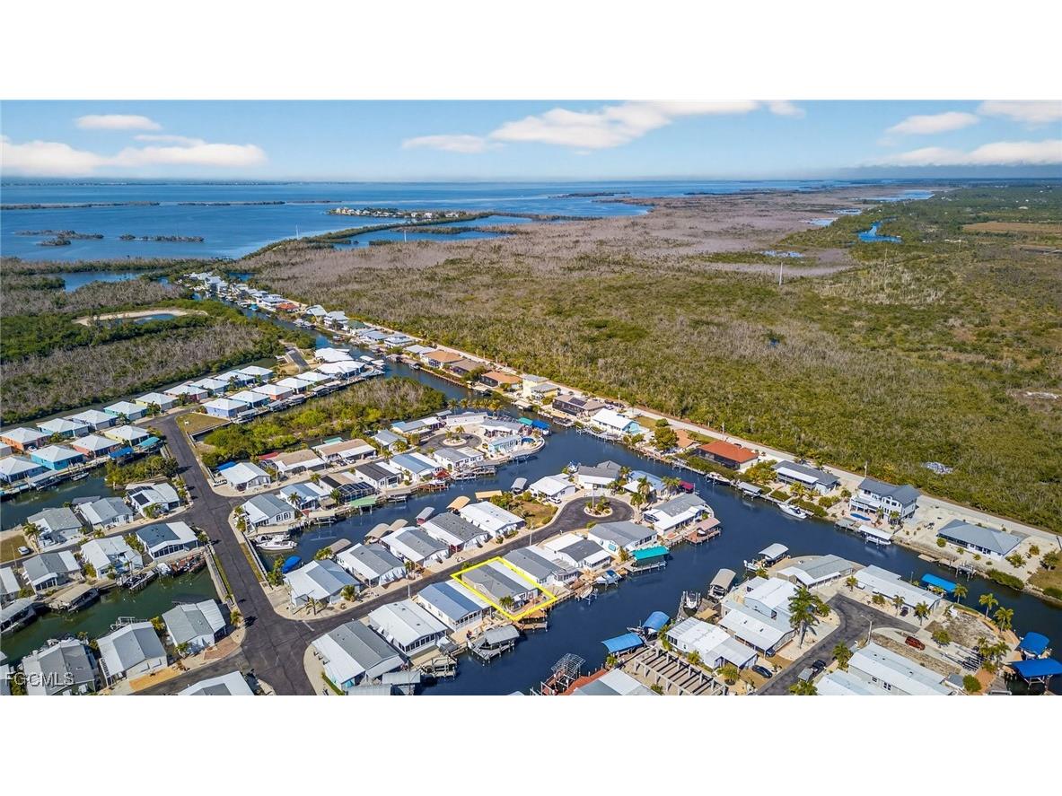 3088 Skipper Lane Saint James City FL 33956 2026002960 image42