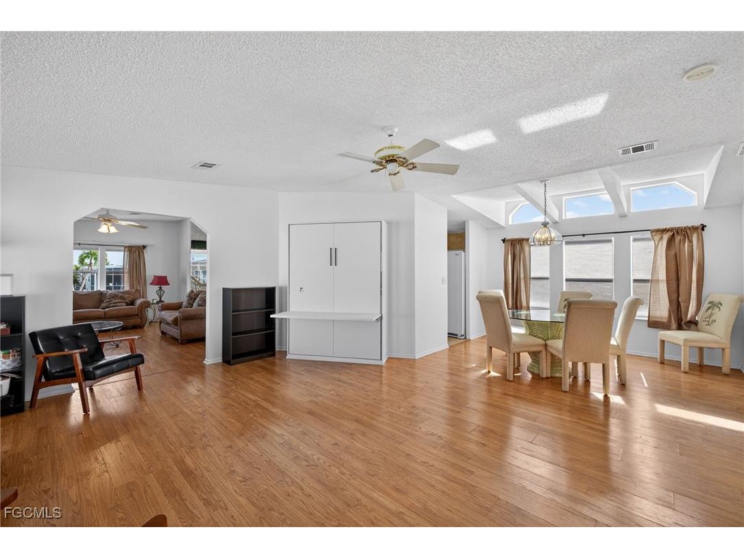 3088 Skipper Lane Saint James City FL 33956 2026002960 image5