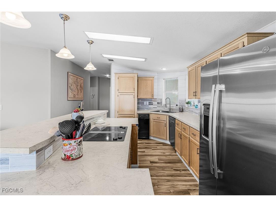 3089 Skipper Lane Saint James City FL 33956 2025012576 image16