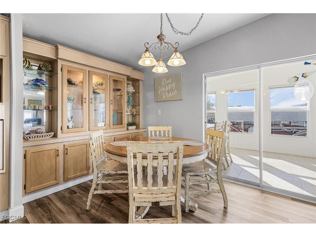 3089 Skipper Lane Saint James City FL 33956 2025012576 image17