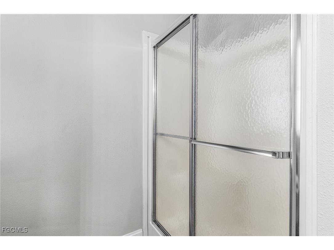 3089 Skipper Lane Saint James City FL 33956 2025012576 image24