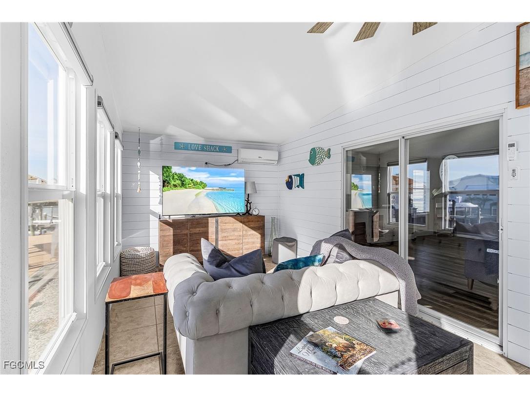 3089 Skipper Lane Saint James City FL 33956 2025012576 image26