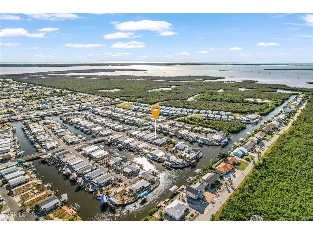 3089 Skipper Lane Saint James City FL 33956 2025012576 image37