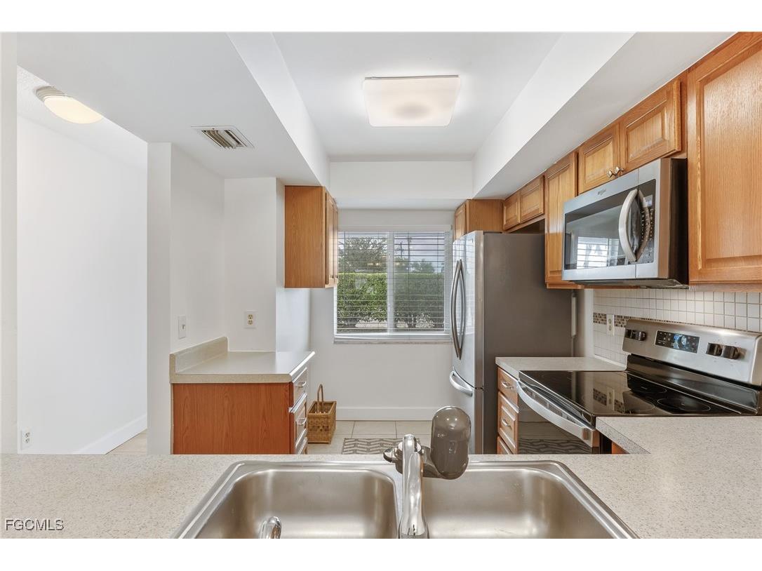 309 Cape Coral Parkway W #206 Cape Coral FL 33914 2025022117 image5