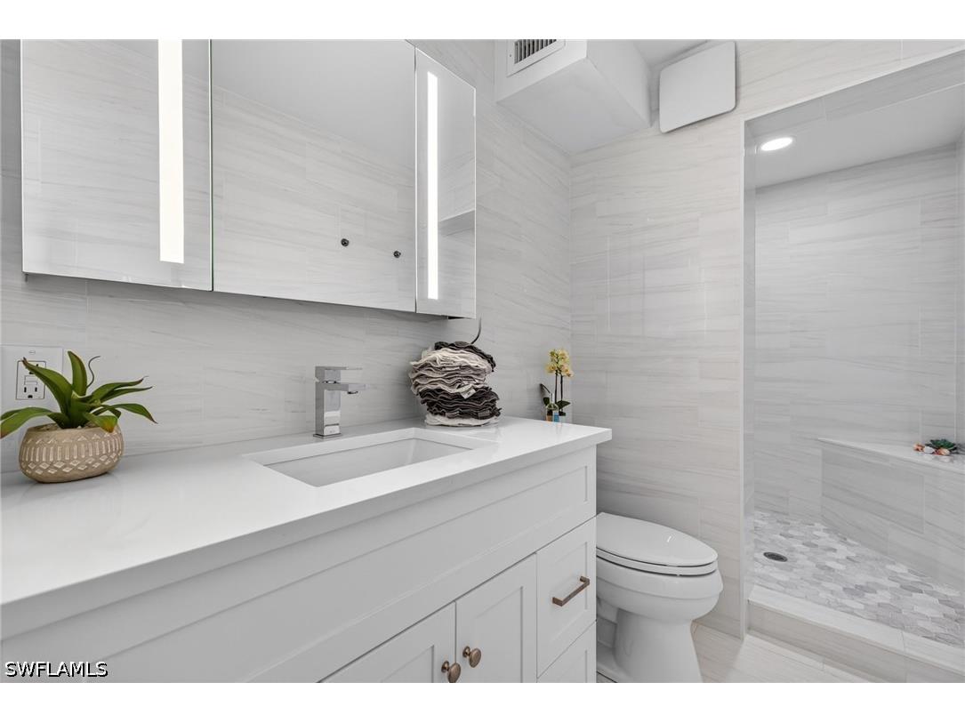 309 Goodlette-Frank Road S #A204 Naples FL 34102 226015269 image14