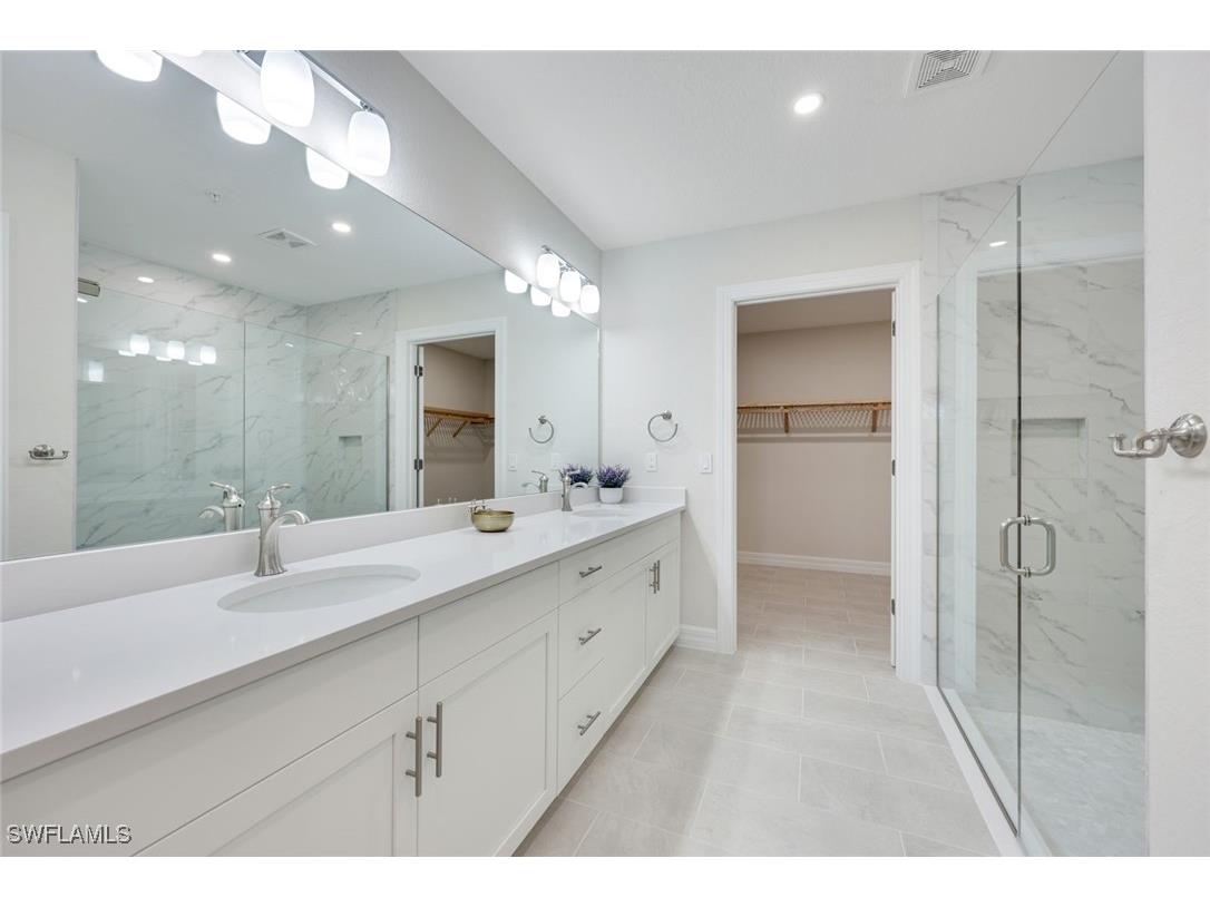 309 Indies Drive W #102 Naples FL 34114 225071355 image10