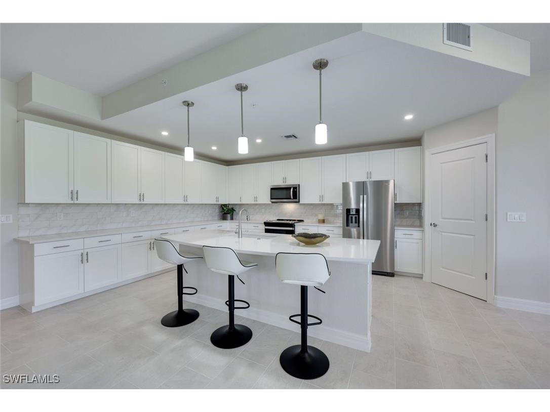 309 Indies Drive W #102 Naples FL 34114 225071355 image4