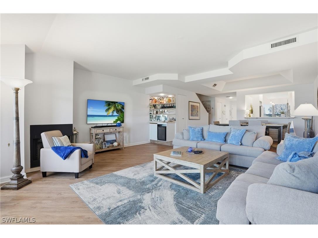 309 La Peninsula Boulevard #309 Naples FL 34113 226009862 image10