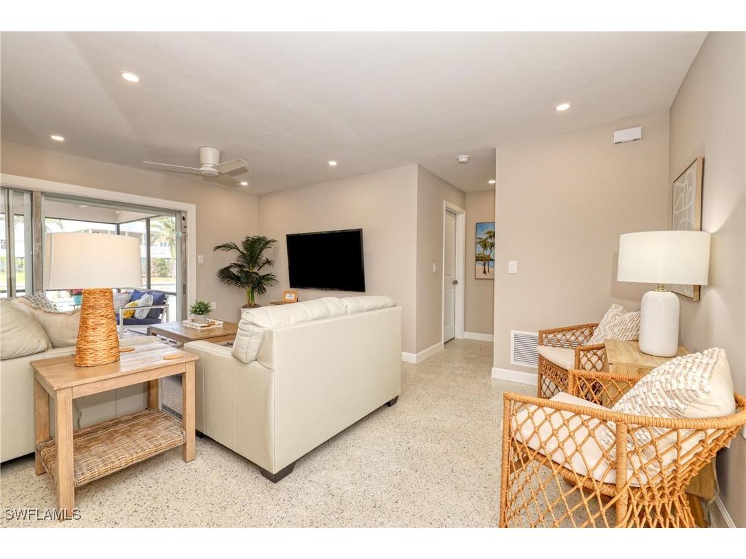 309 Madison Court Fort Myers Beach FL 33931 225024037 image20