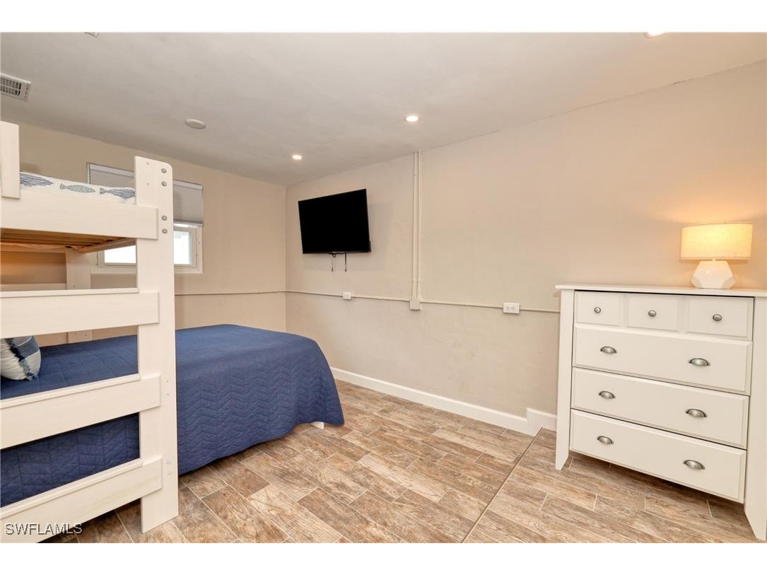 309 Madison Court Fort Myers Beach FL 33931 225024037 image30