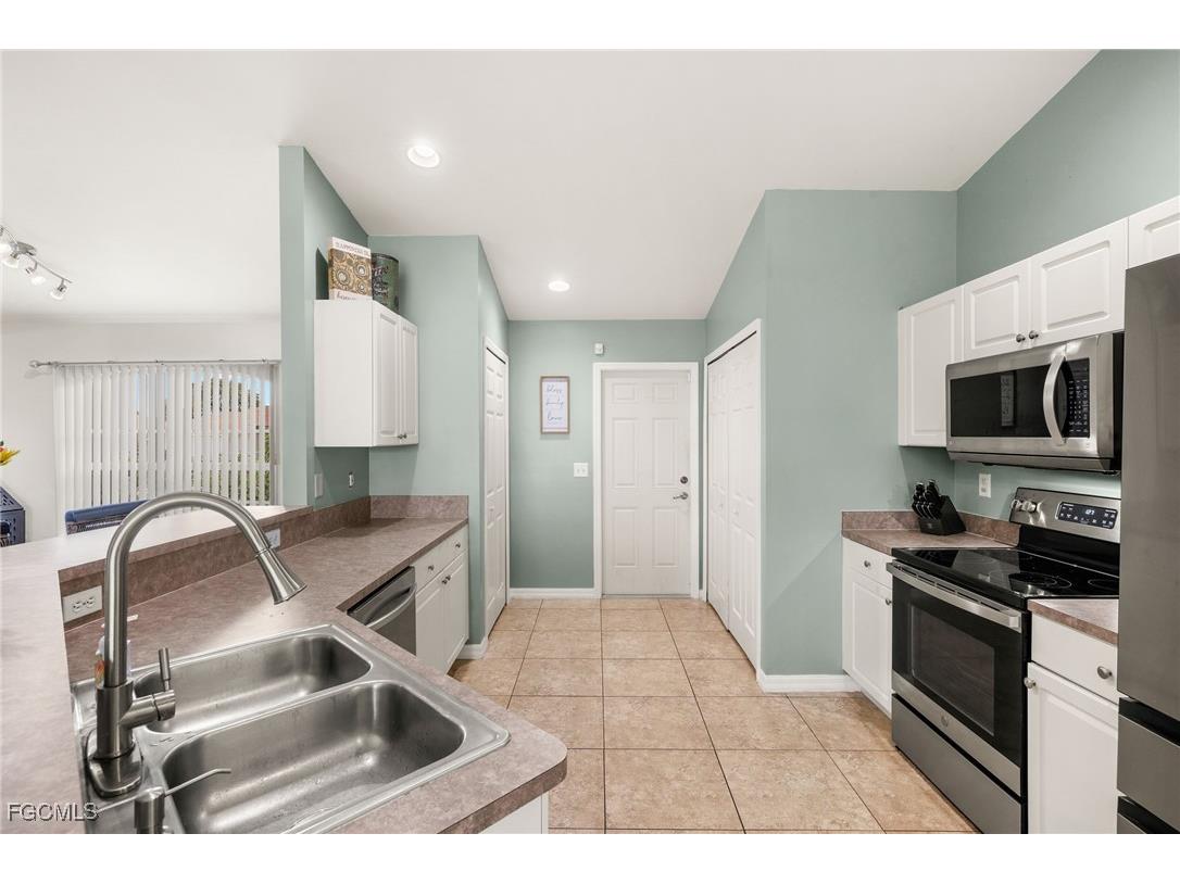 309 NE 30th Terrace Cape Coral FL 33909 2025018520 image13