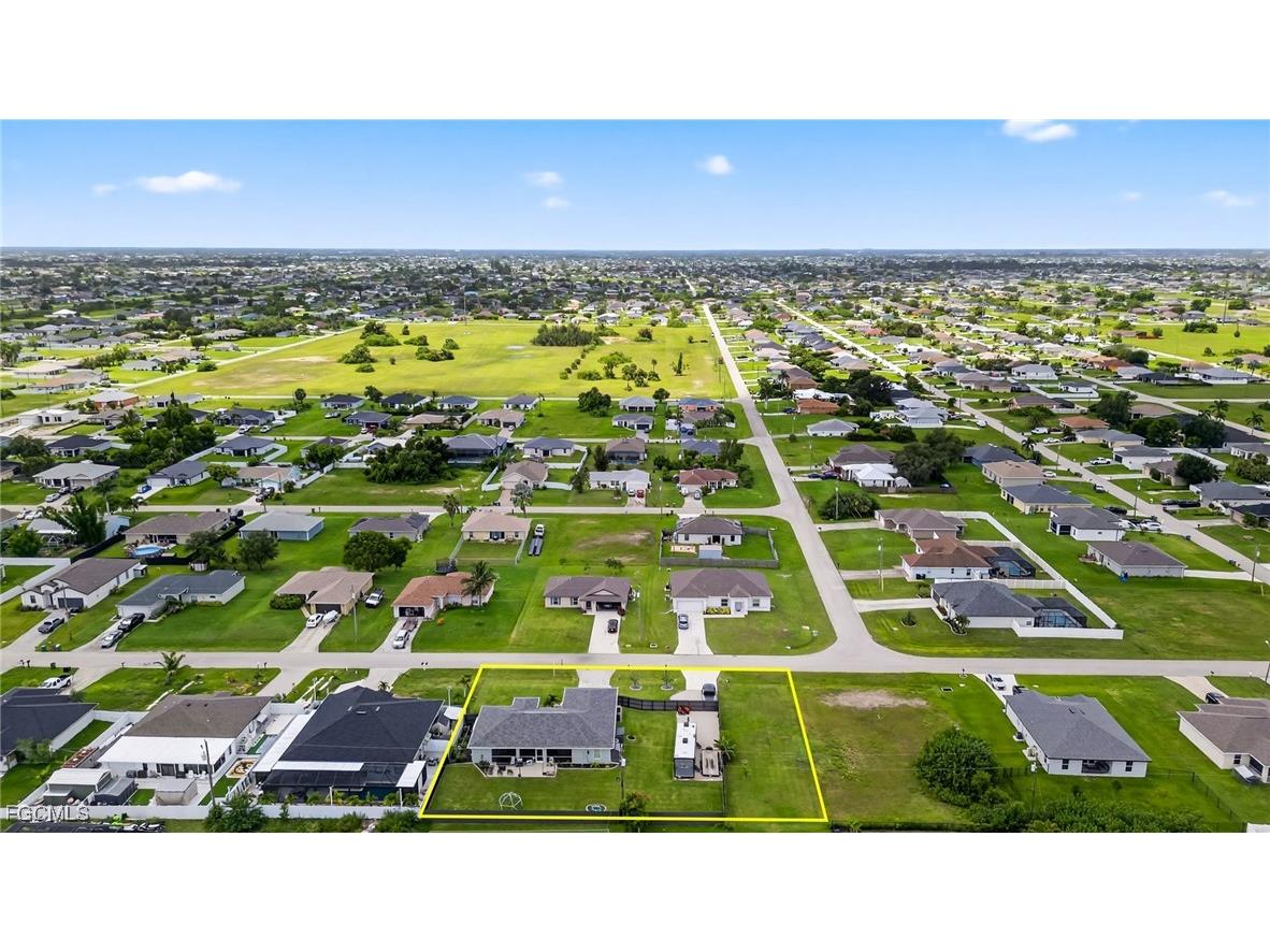 309 NE 30th Terrace Cape Coral FL 33909 2025018520 image30