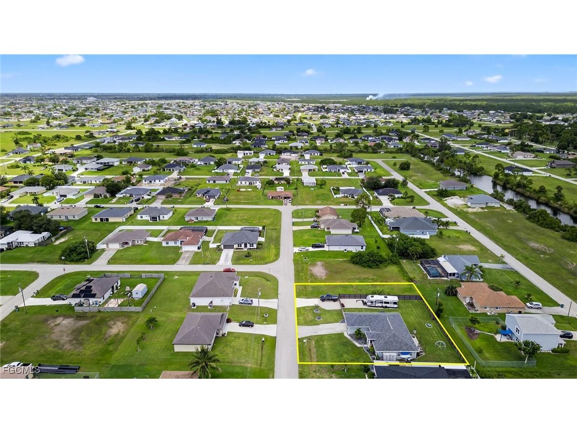 309 NE 30th Terrace Cape Coral FL 33909 2025018520 image31