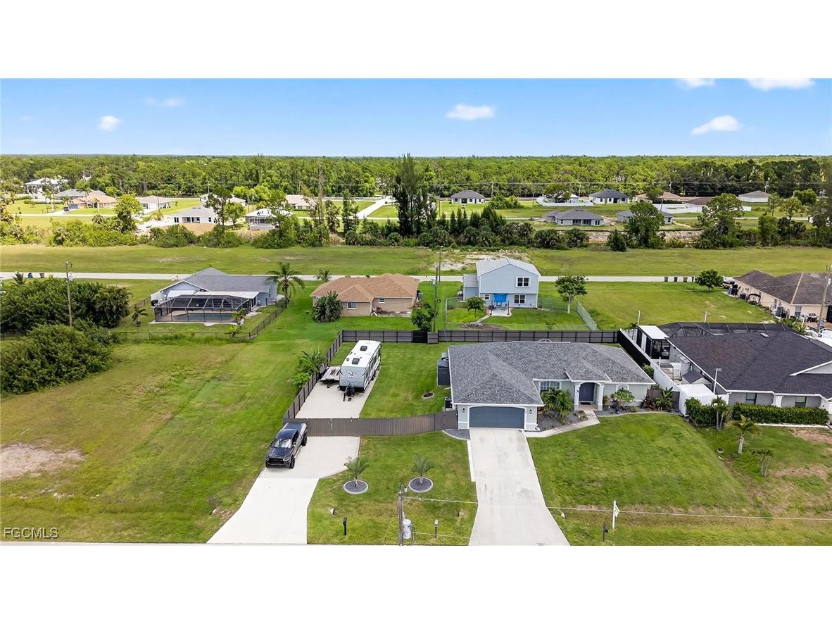 309 NE 30th Terrace Cape Coral FL 33909 2025018520 image32