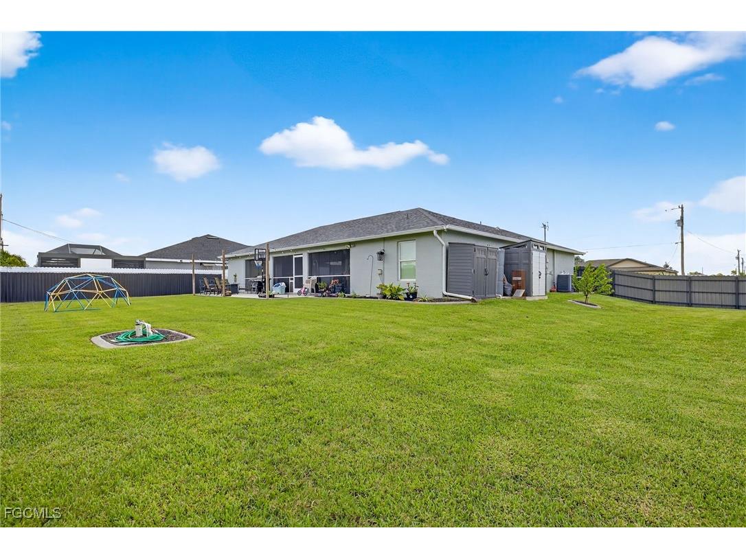 309 NE 30th Terrace Cape Coral FL 33909 2025018520 image37