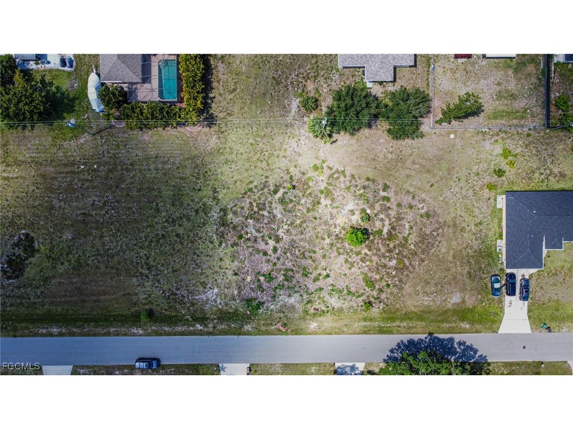 309 NW 4th Terrace Cape Coral FL 33993 2025003933 image1