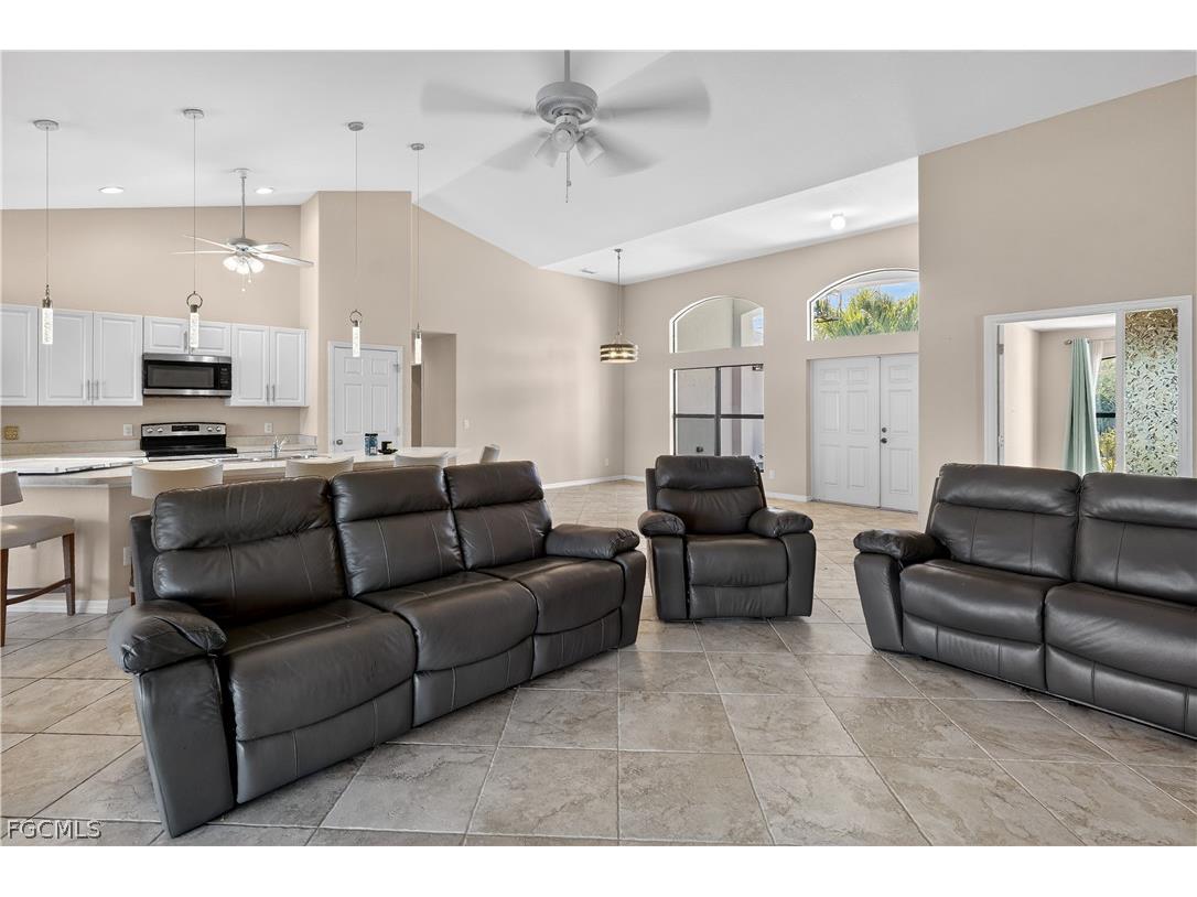 309 NW 5th Terrace Cape Coral FL 33993 2026005038 image33