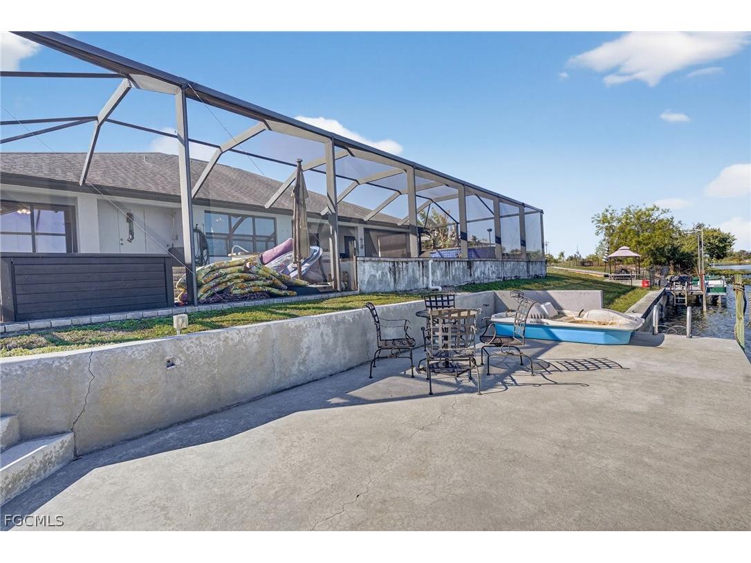 309 NW 5th Terrace Cape Coral FL 33993 2026005038 image4