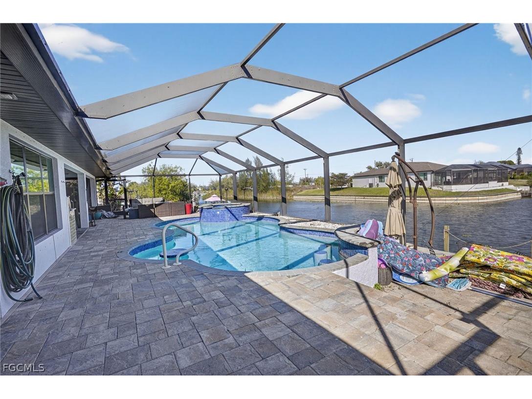 309 NW 5th Terrace Cape Coral FL 33993 2026005038 image5