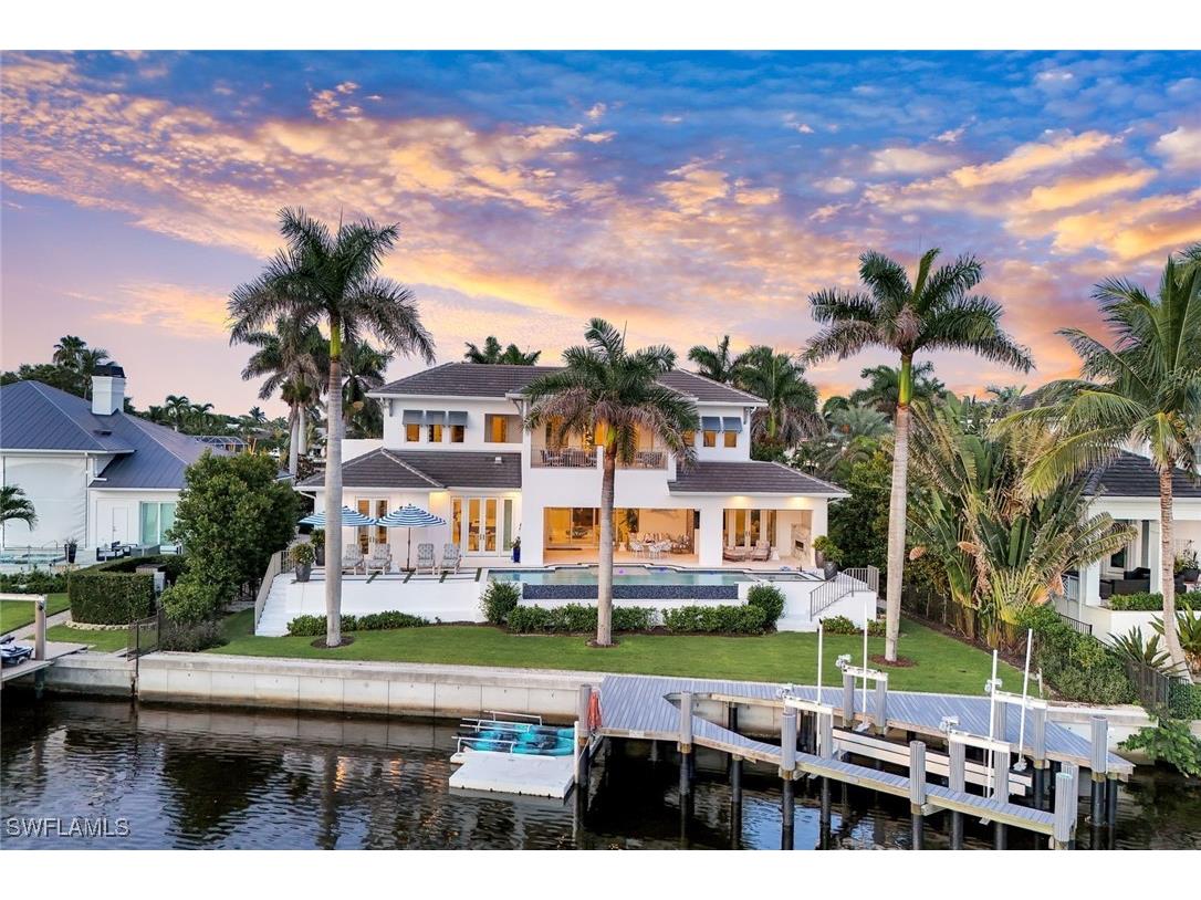 309 Neapolitan Way Naples FL 34103 225061003 image1