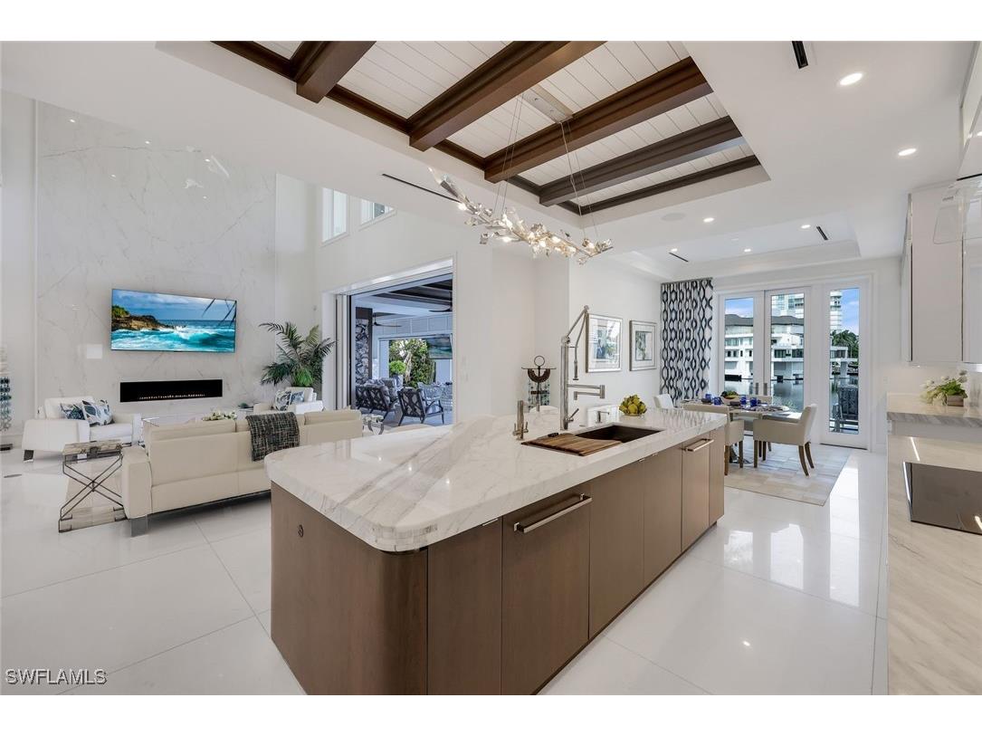 309 Neapolitan Way Naples FL 34103 225061003 image12