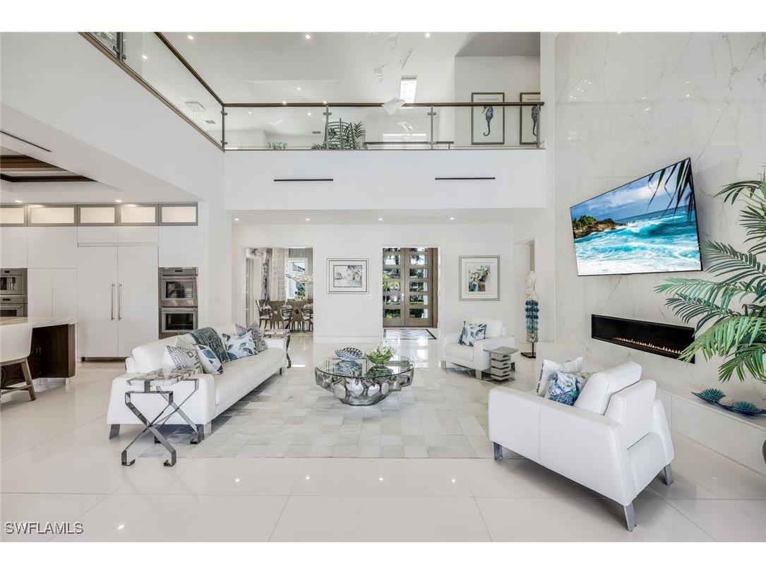 309 Neapolitan Way Naples FL 34103 225061003 image7