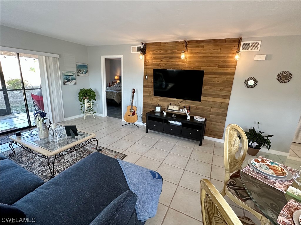 309 Nicholas Parkway W #101 Cape Coral FL 33991 223025068 image1