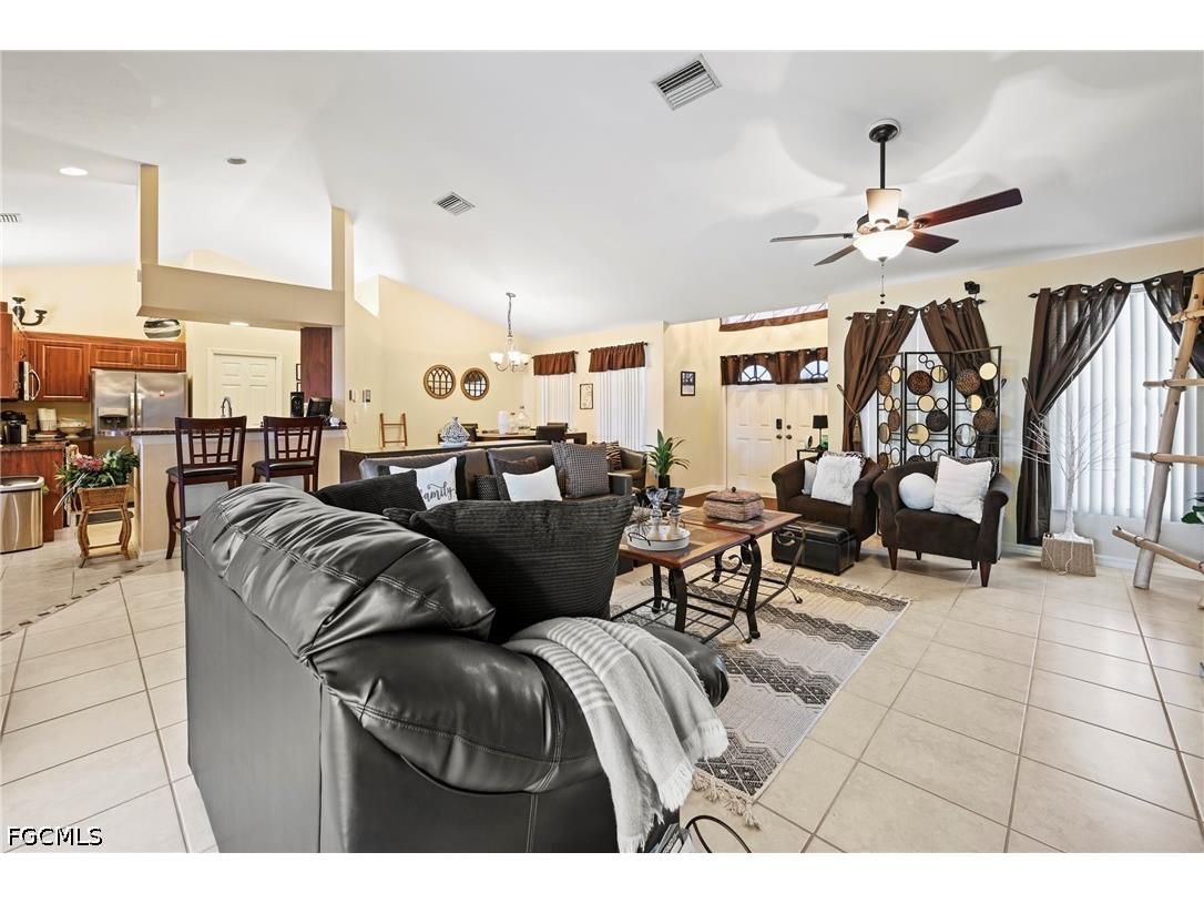 309 SE 18th Street Cape Coral FL 33990 2026014850 image8