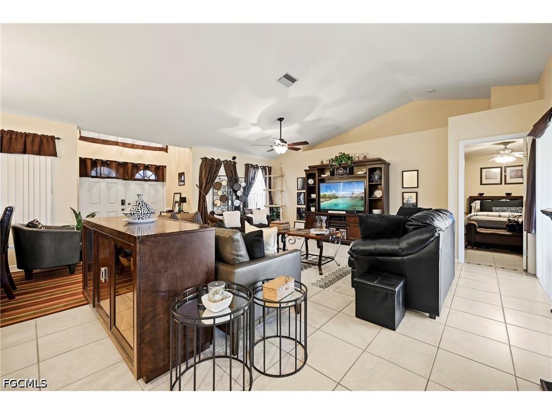 309 SE 18th Street Cape Coral FL 33990 2026014850 image9