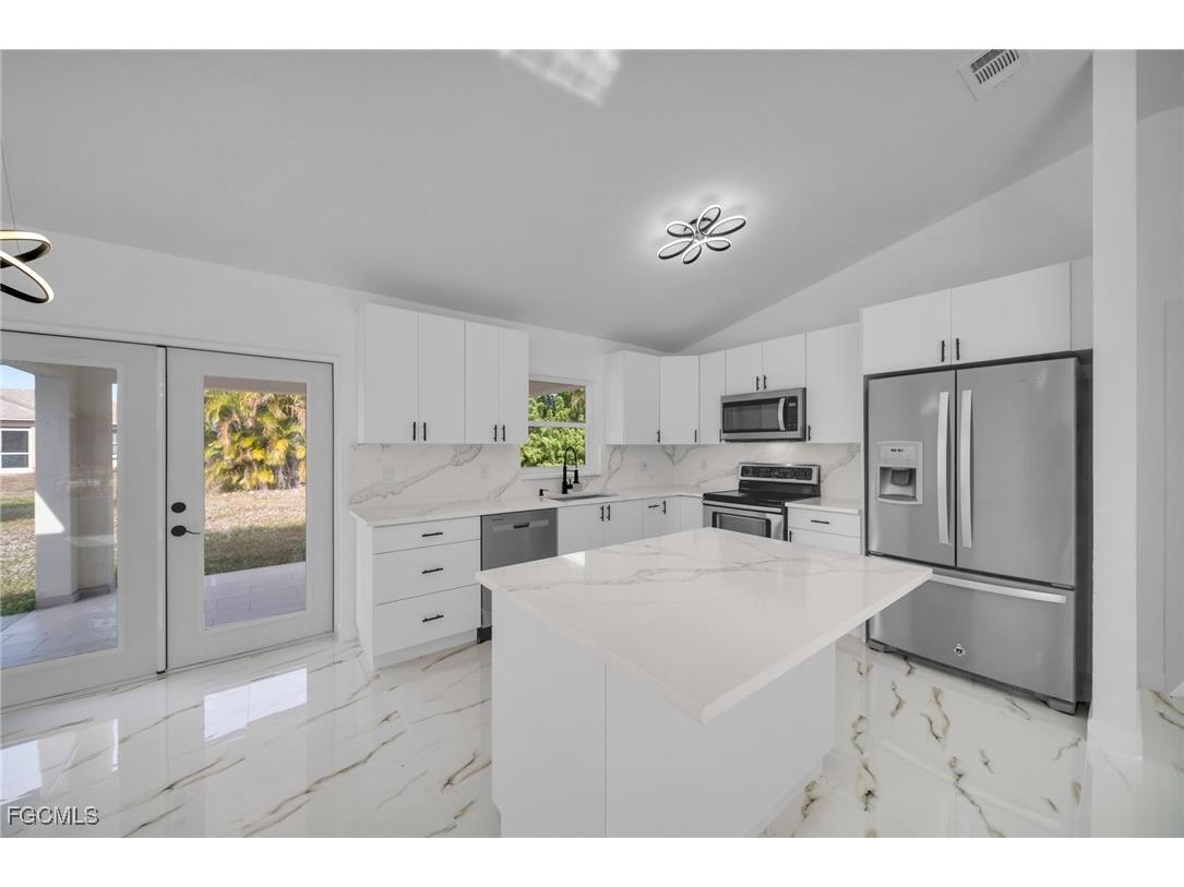 309 SE 8th Street Cape Coral FL 33990 2026002787 image10