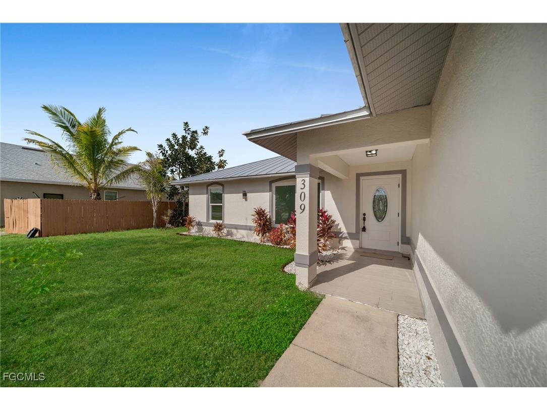 309 SE 8th Street Cape Coral FL 33990 2026002787 image2