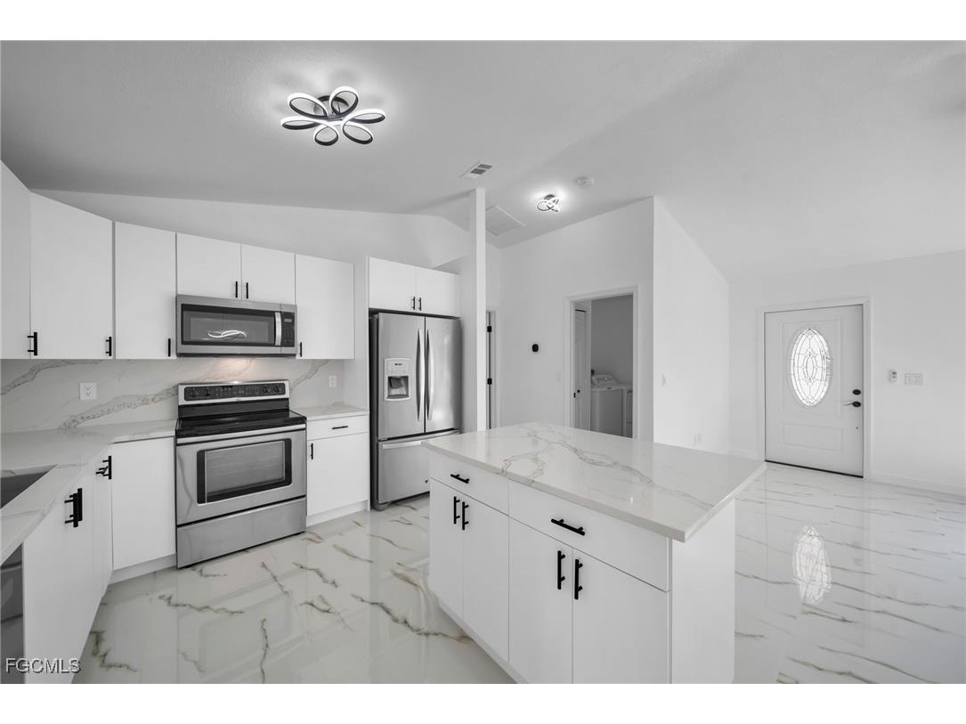 309 SE 8th Street Cape Coral FL 33990 2026002787 image6