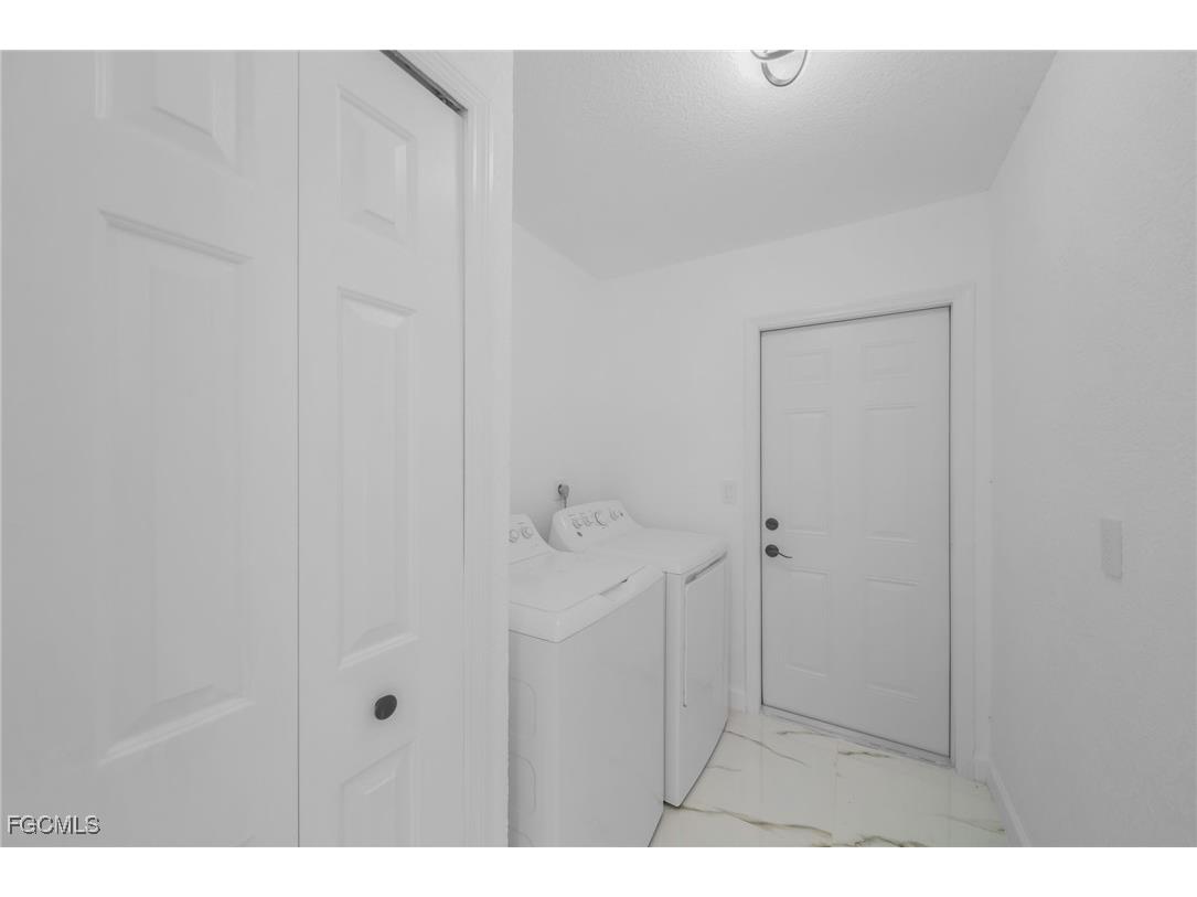 309 SE 8th Street Cape Coral FL 33990 2026002787 image9