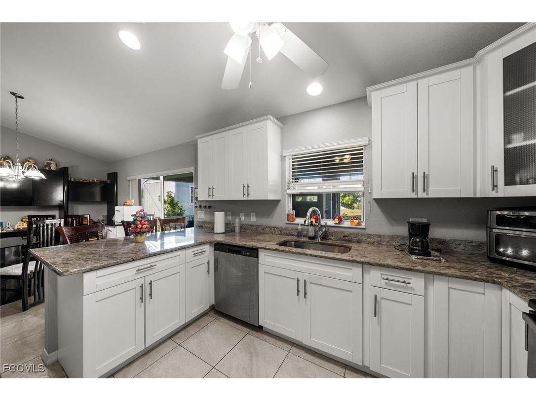 309 SW 29th Street Cape Coral FL 33914 2025020121 image10