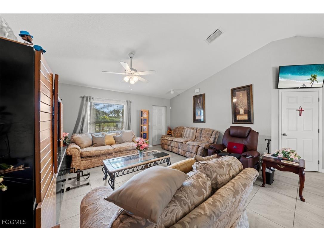 309 SW 29th Street Cape Coral FL 33914 2025020121 image5