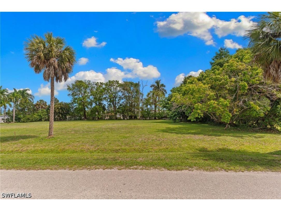 3090 Pine Tree Drive Bonita Springs FL 34134 226020950 image10