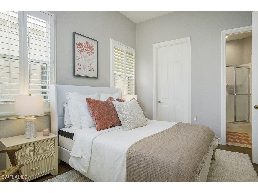  Naples FL 34114 225072534 image25