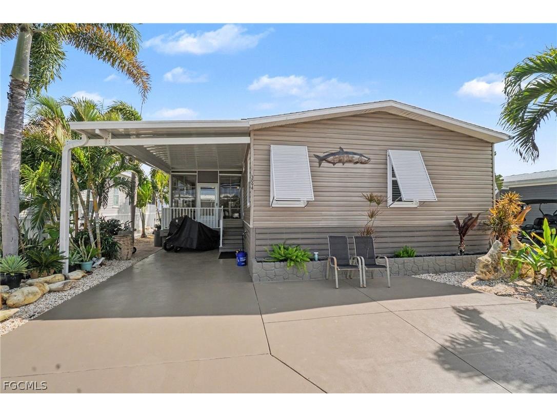 3094 Harpoon Lane Saint James City FL 33956 2026011347 image2