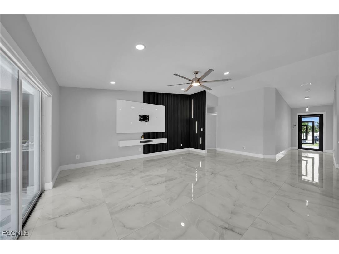 3095 NW 4th Place Cape Coral FL 33993 2025013141 image10