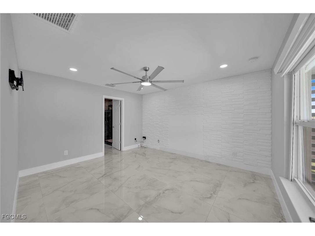 3095 NW 4th Place Cape Coral FL 33993 2025013141 image14