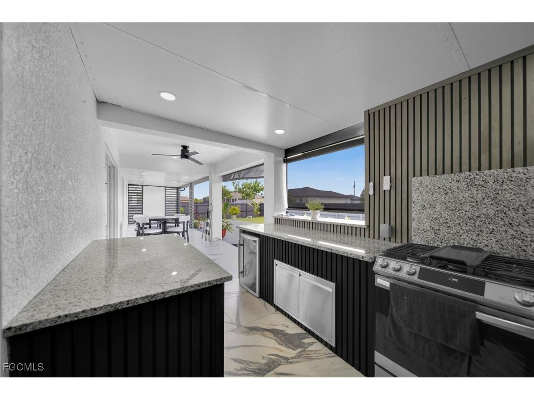 3095 NW 4th Place Cape Coral FL 33993 2025013141 image23