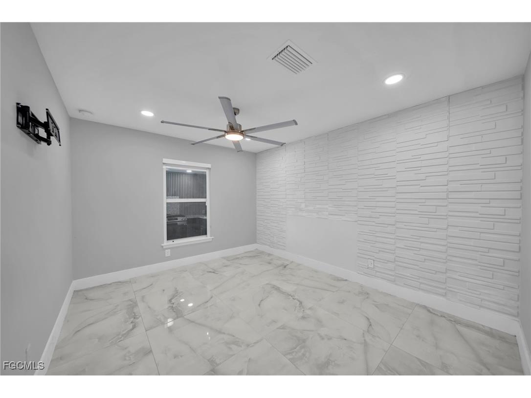 3095 NW 4th Place Cape Coral FL 33993 2025013141 image32