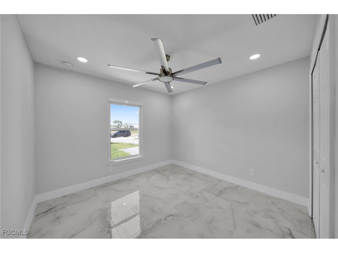 3095 NW 4th Place Cape Coral FL 33993 2025013141 image35