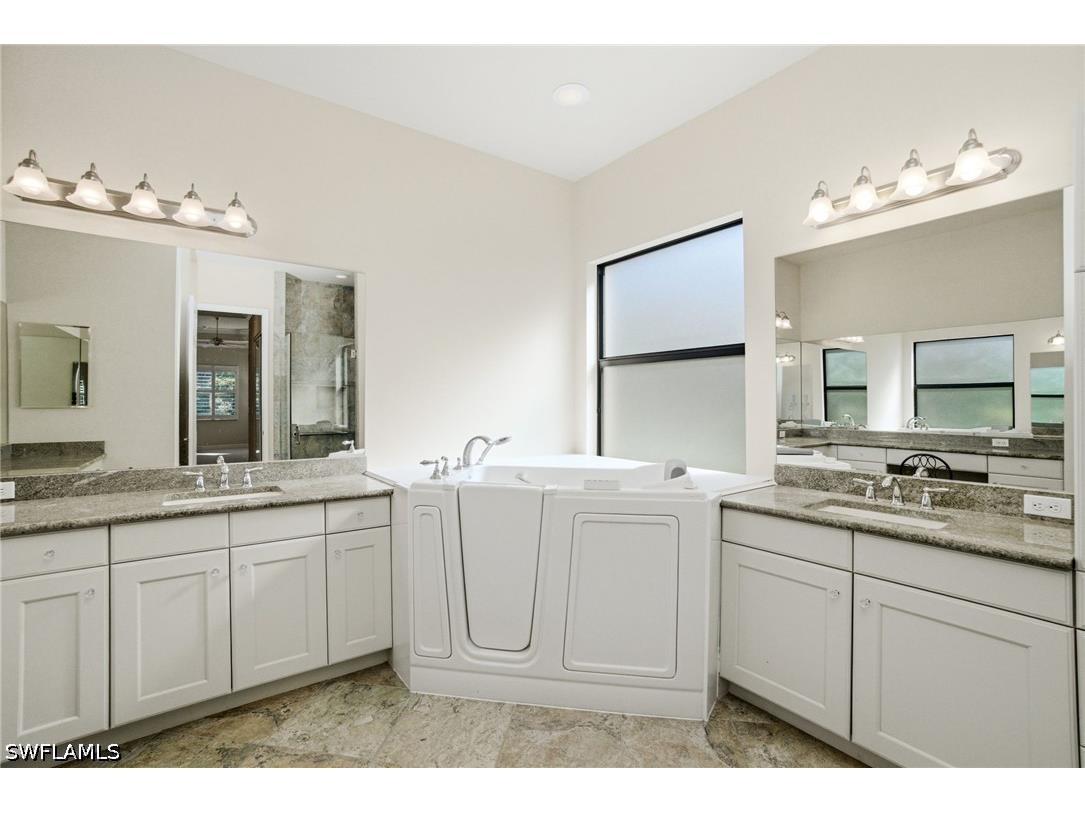 3098 Hudson Terrace Naples FL 34119 226016468 image8