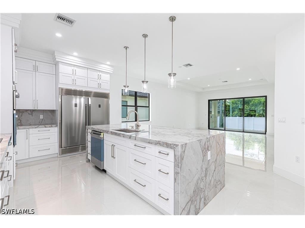 3098 Pine Tree Drive Naples FL 34112 226020037 image3