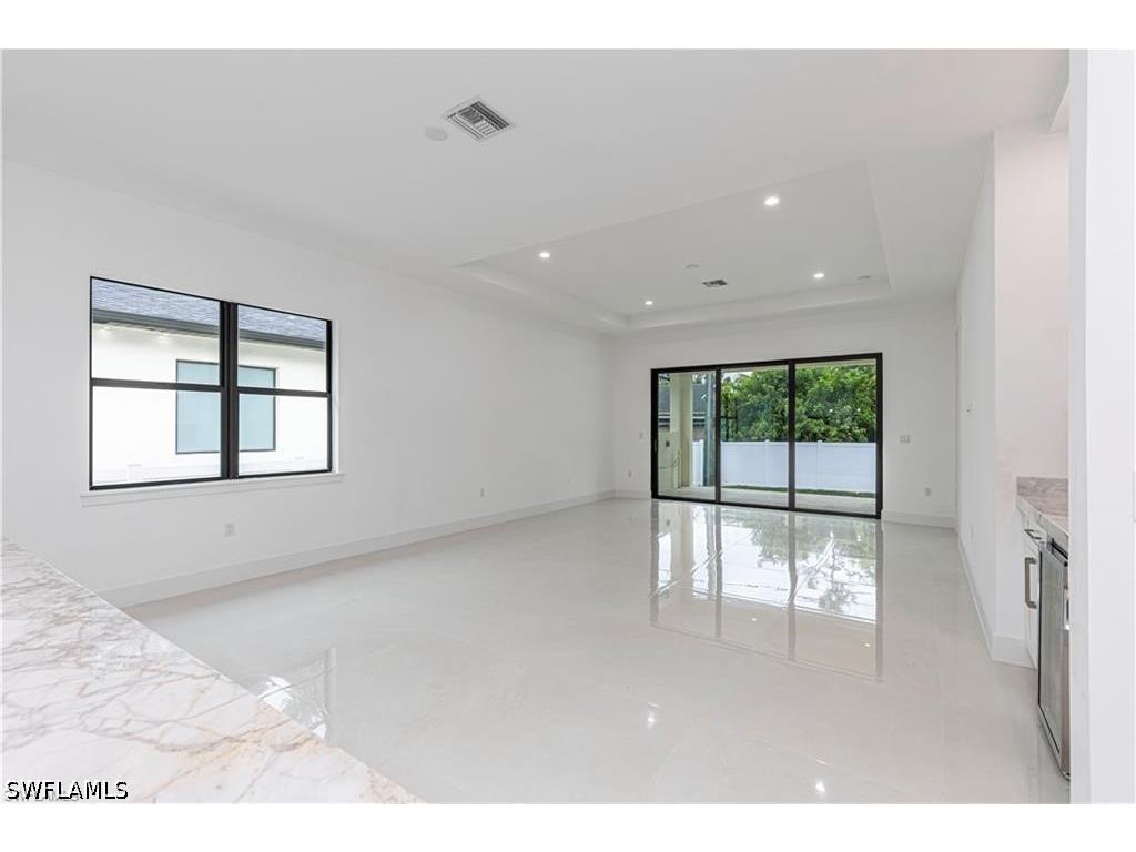3098 Pine Tree Drive Naples FL 34112 226020037 image6